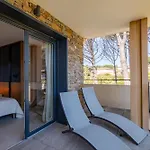 3 Etoiles - Piscine - 2 Apartment *