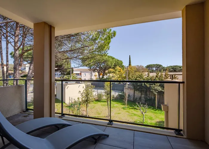 3 Etoiles - Piscine - 2