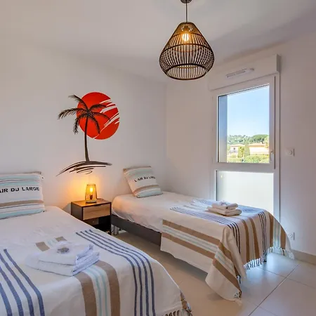 3 Etoiles - Welkeys *